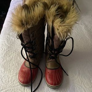 Women’s size 9 sorel boots